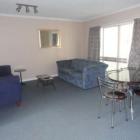 Hawks Inn Motel Upper Hutt Dış mekan fotoğraf