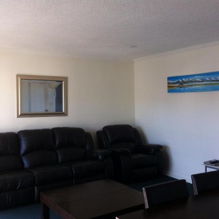 Hawks Inn Motel Upper Hutt Dış mekan fotoğraf