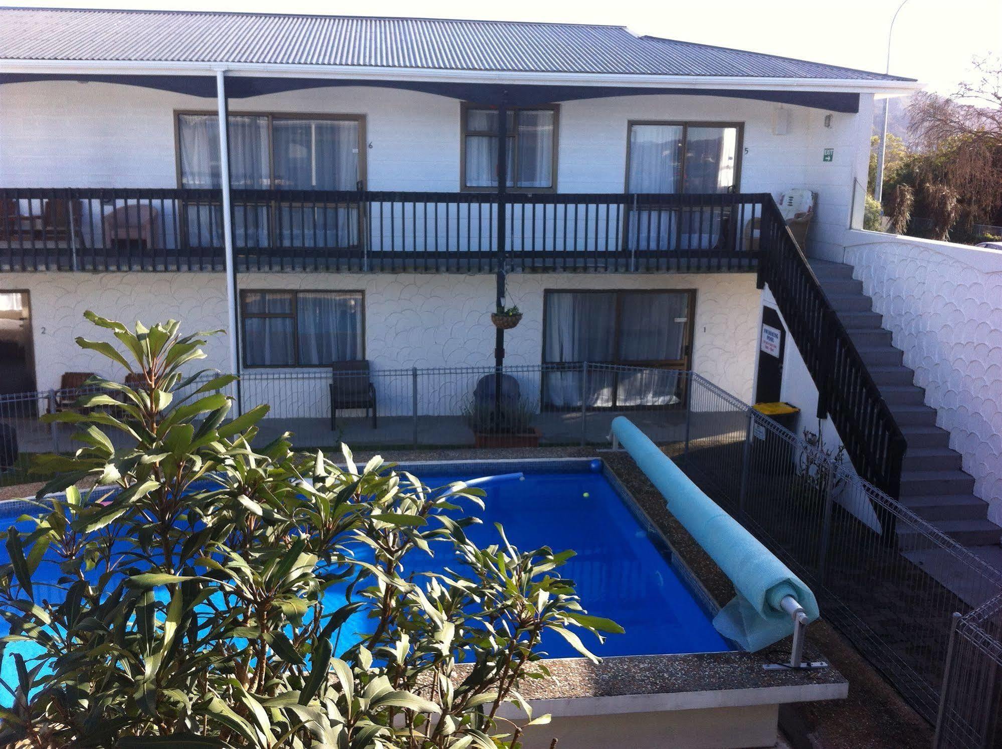 Hawks Inn Motel Upper Hutt Dış mekan fotoğraf