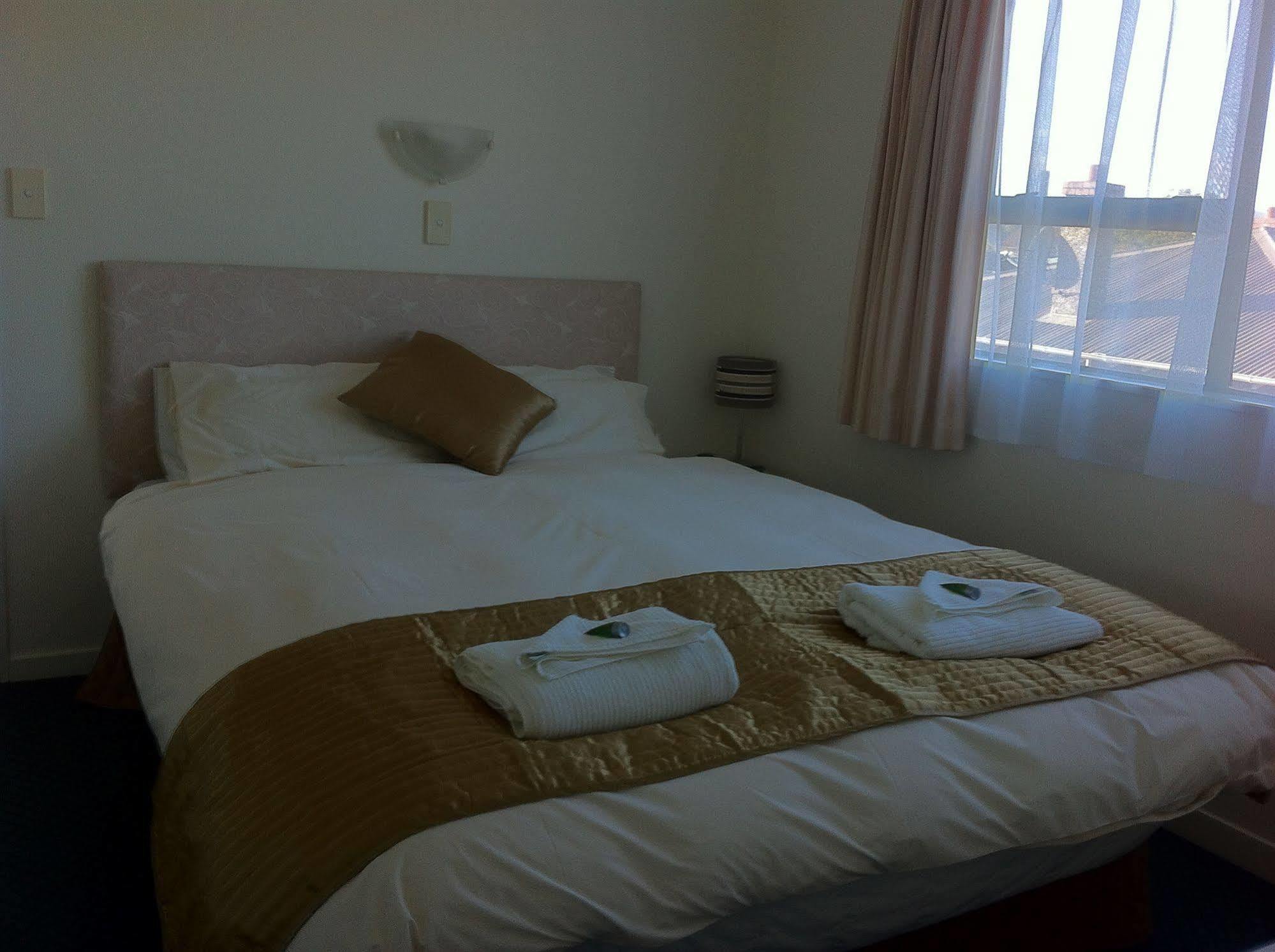 Hawks Inn Motel Upper Hutt Dış mekan fotoğraf